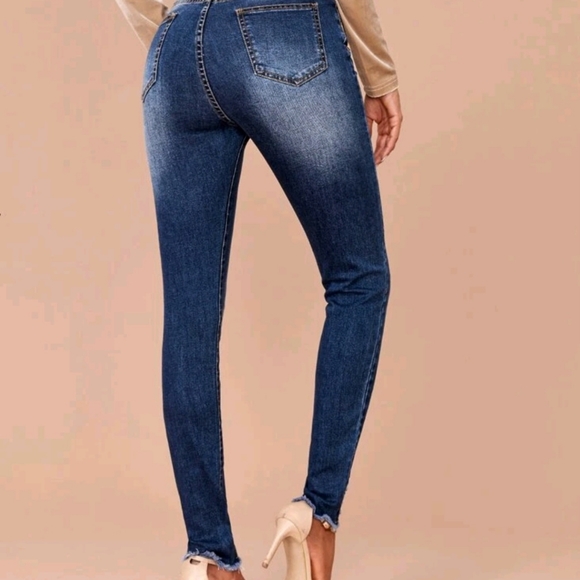 Shein Ripped Skinny Jeans - Picture 2 of 3